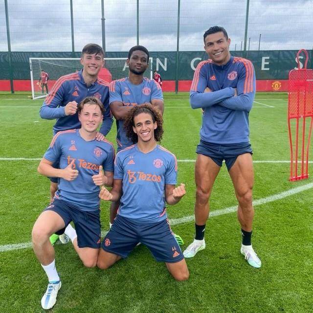 1659264832214068233.jpg C罗.jpg